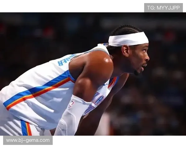 爱德华兹后撤步干拔跳投命中砍下17分森林狼领先7分稳掌局势