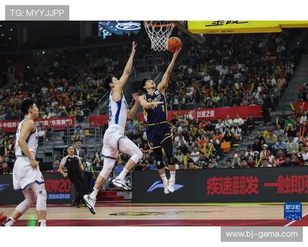 徐杰轰22分带领广东战胜山东成功逆袭三分神箭与精准传球齐飞